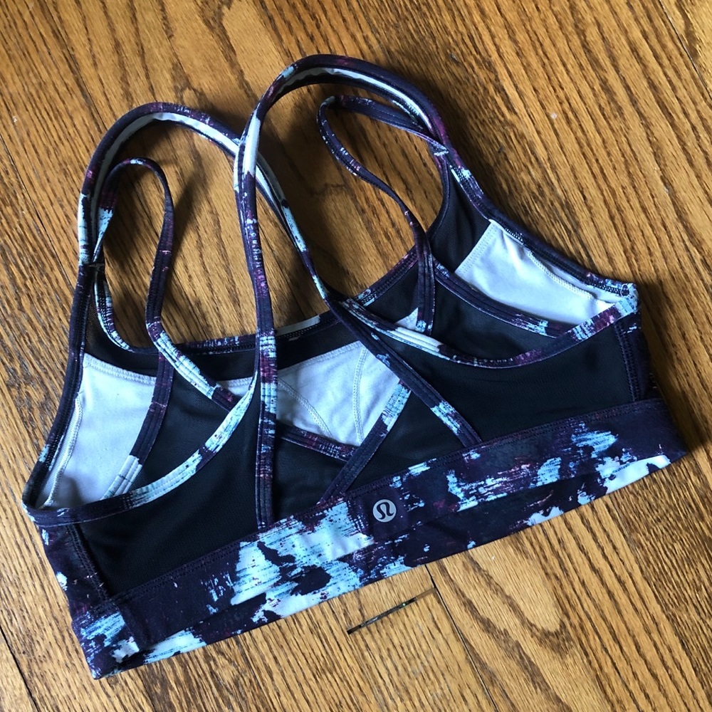 Lulu lemon sports bra
